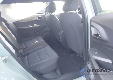 2024 Chevrolet Trax Fwd 1Rs z USA, uszkodzony, nr VIN KL77LGE2XRC155592